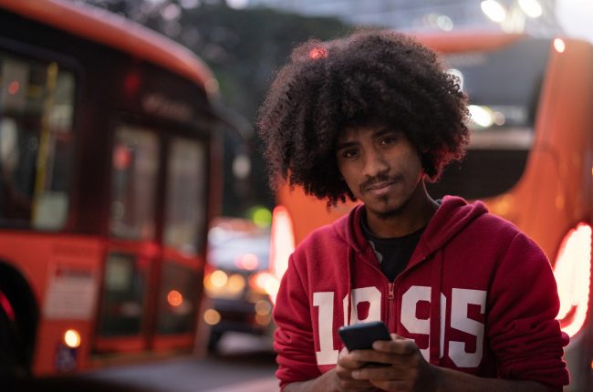cabelo masculino grande