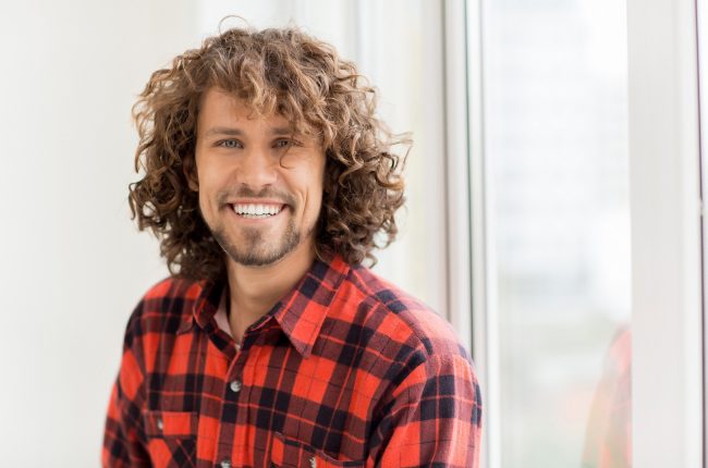 cabelo masculino grande