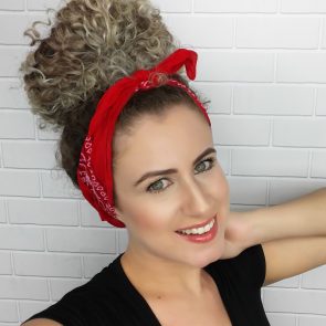 CYMERA 20170113 190901 295x295 - como fazer coque no cabelo