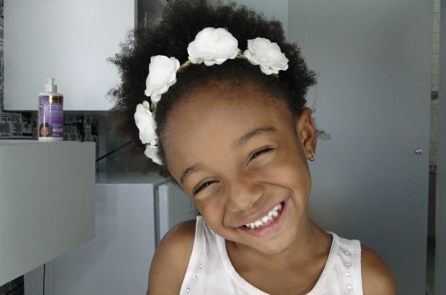 Penteado Infantil para cabelos cacheados e crespos