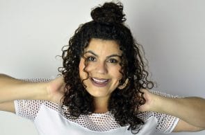 Foto08 CamilaCura 295x195 - penteado half bun 8