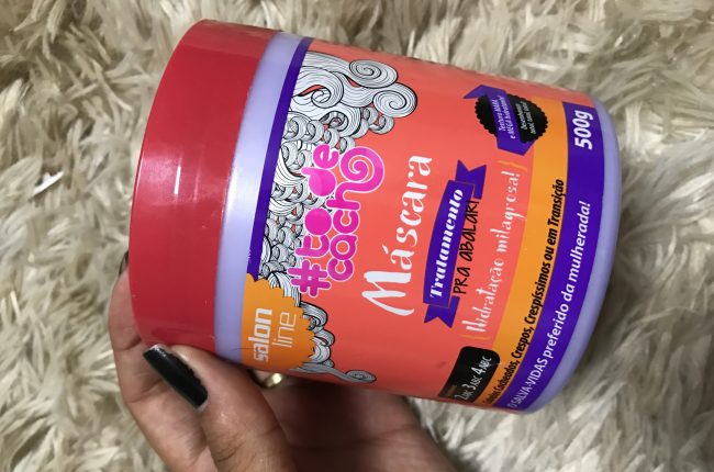 Qual produto é mais indicado para definir os cachos