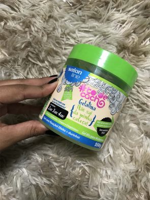 IMG 30552 295x393 - Qual produto &eacute; mais indicado para definir os cachos