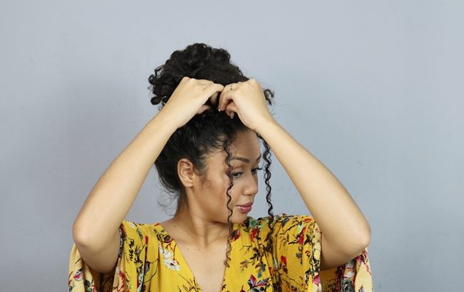 Coque alto despojado