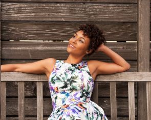 corte feminino curto 3 295x234 - corte-feminino-curto-3