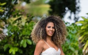 iStock 514637556 295x183 - Cabelo cacheado com luzes