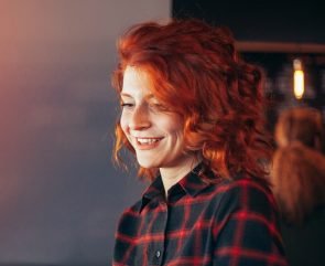 Cabelo curto ondulado cortes 4 295x241 - Cabelo curto ondulado cortes 4