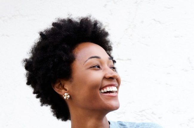 Corte de cabelo curto cacheado 1