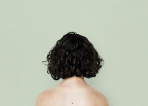 Cabelo repicado curto 1 295x212 - Cabelo repicado curto 1