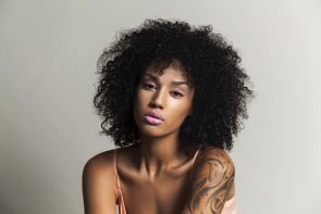 Cabelocomfranja9 &ndash; GettyImages 295x197 - Cabelo com franja