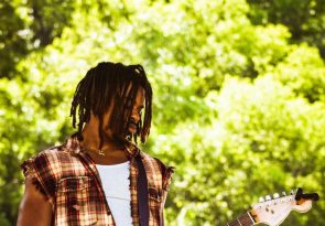 DreadMasculino8 unsplash 295x205 - dread masculino