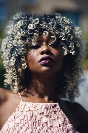 beautiful beauty curly 897322 295x443 - californiana-platinada
