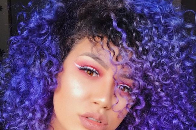 Cabelo violeta: Tudo o que você precisa saber sobre essa coloração