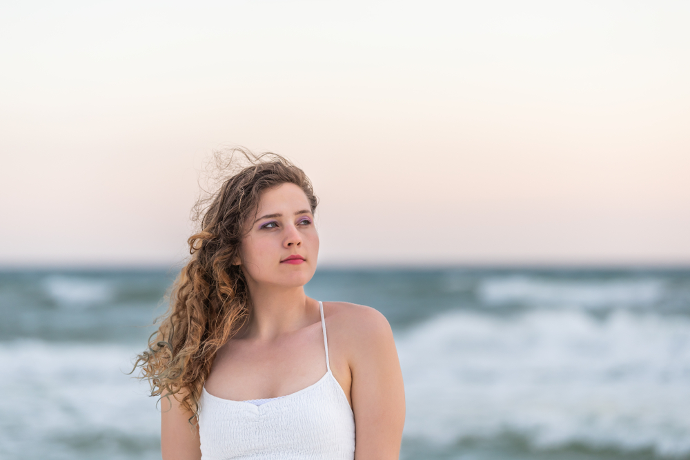 shutterstock 1350598538 - Todos os segredos para conquistar as amadas beach waves