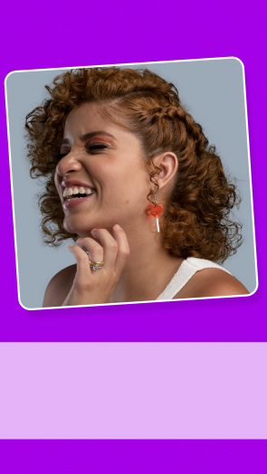 WEBSTORIES Penteados com tranca em cabelo cacheado 5 295x524 - WEBSTORIES-Penteados-com-tran&ccedil;a-em-cabelo-cacheado-5